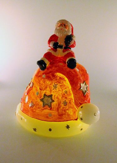LED-Kerze LED Kerze "Weihnachtsmann auf Nikolausmütze"
