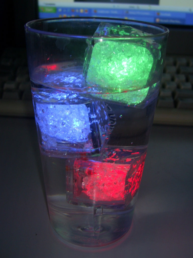 LED Eiswürfel, 4tlg., Party- und Barzubehör, Tisch-Accessoire