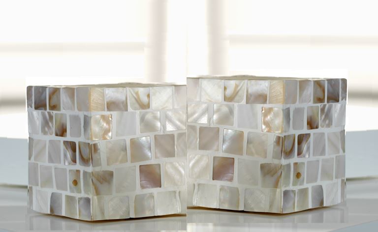 LED-Kerze mit echtem Muschelbesatz, Deko-Licht, maritimes Wohn-Accessoire