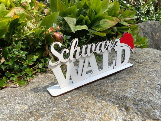 Schwarzwald Aufsteller "Aurelia" Perfekt zum dekorieren oder verschenken. Pappelsperrholz Maße ca. 30x11 cm Farbe: Weiß