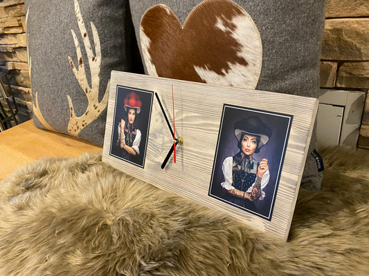 Schwarzwald Clock "Barbara", modern, Kieferholz, eine stylische Clock im Schwarzwaldflair, Motive von Sebastian Wehrle