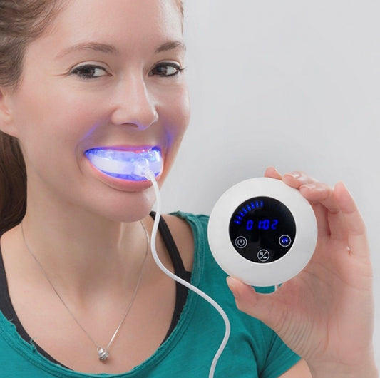 USB Zahnbleaching für zu Hause, mobiles Bleaching, Professionelles Bleaching mit UV Licht und Timer, Farbe Weiß